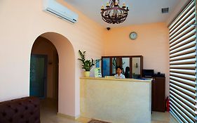 Royal Petrol Hotel